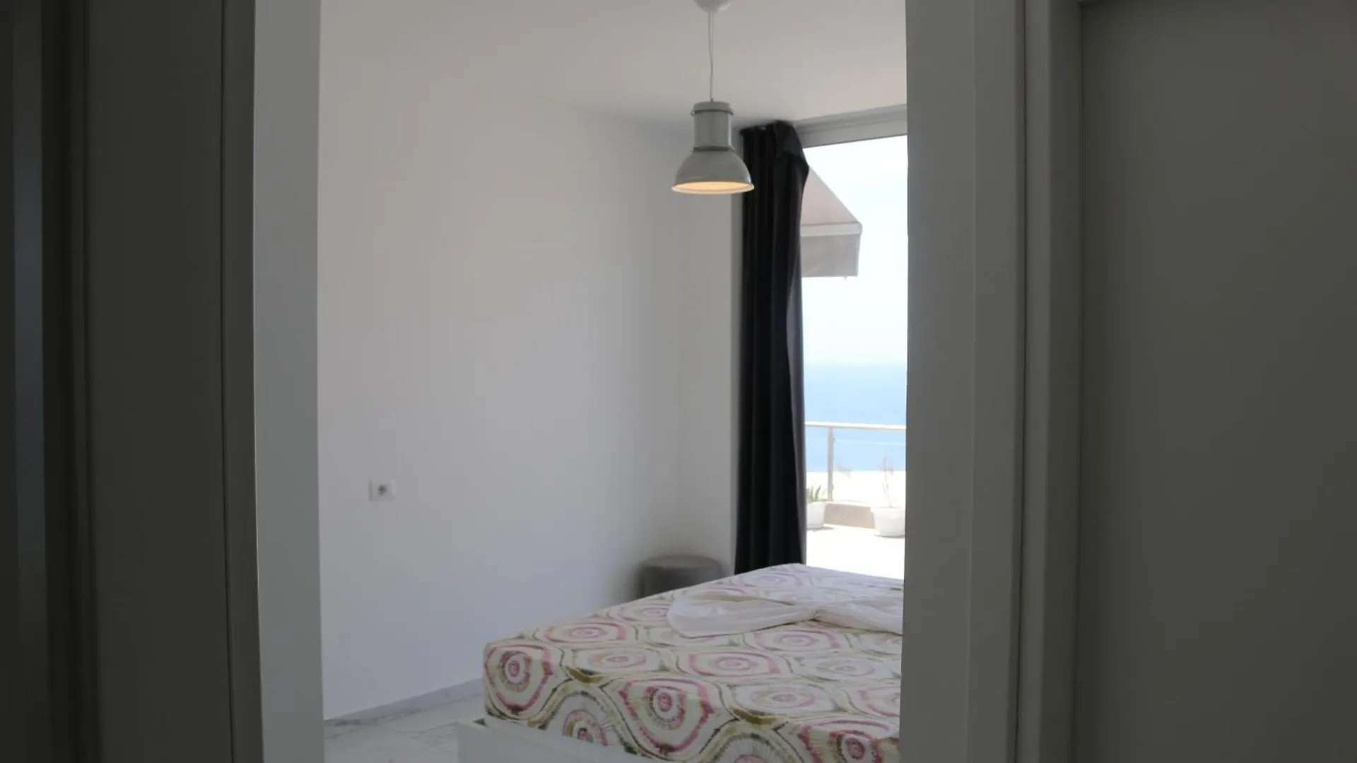 Infinity Sea View Penthouse Apartment Sarande 0*,  Albania